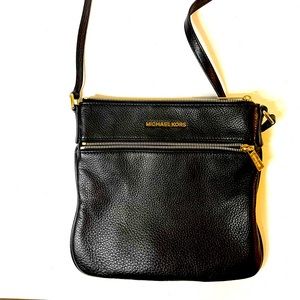 Michael Kors cross body purse